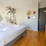 Le Superbe - T4 Avec Parking A 5 Min Du - 4 Apartman *