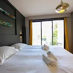 Le Superbe - T4 Avec Parking A 5 Min Du - 4 Apartman Annecy