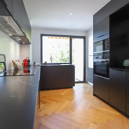 Apartman Le Superbe - T4 Avec Parking A 5 Min Du - 4 Annecy